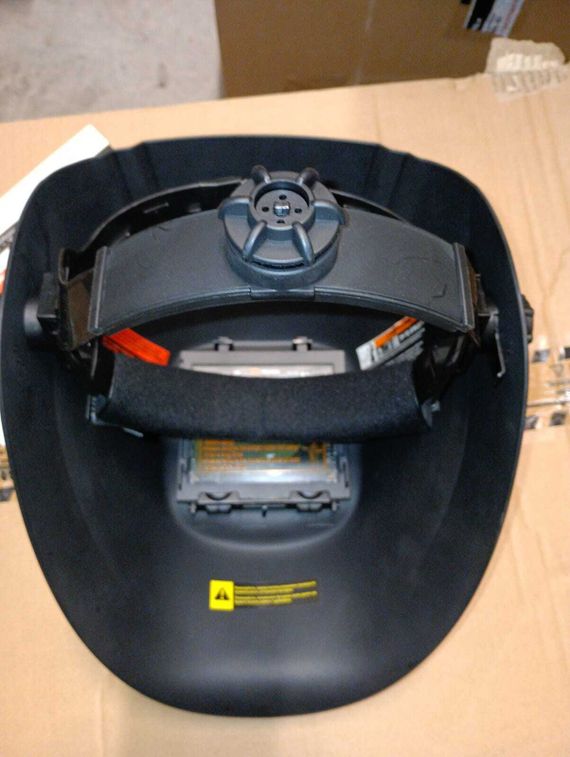 Маска сварщика Tecmen ADF 615L черная