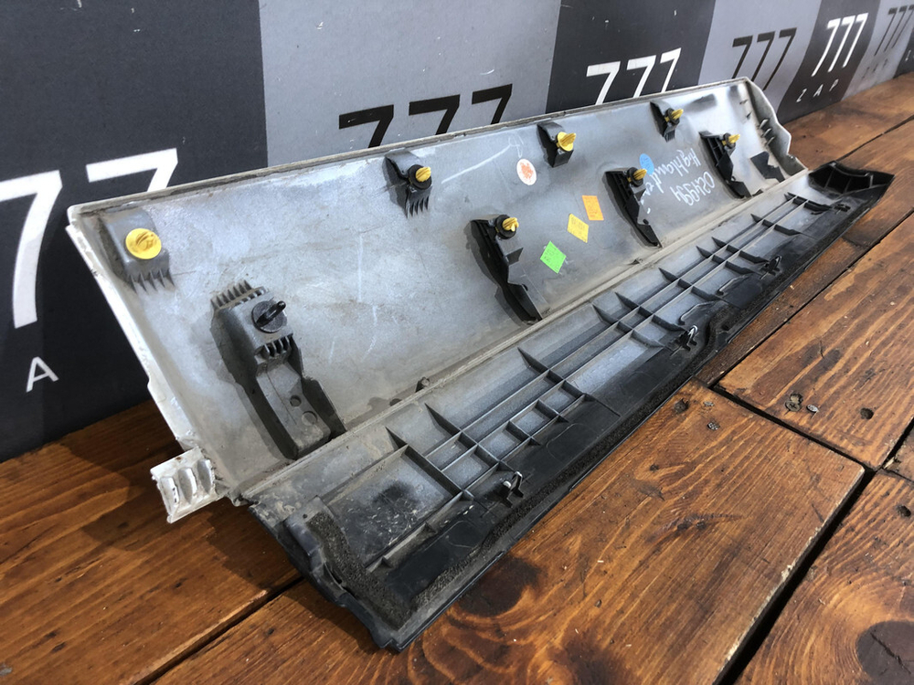 Накладка двери задней левой Toyota Highlander 3 (U50) 13-19 Б/У Оригинал 750760E071