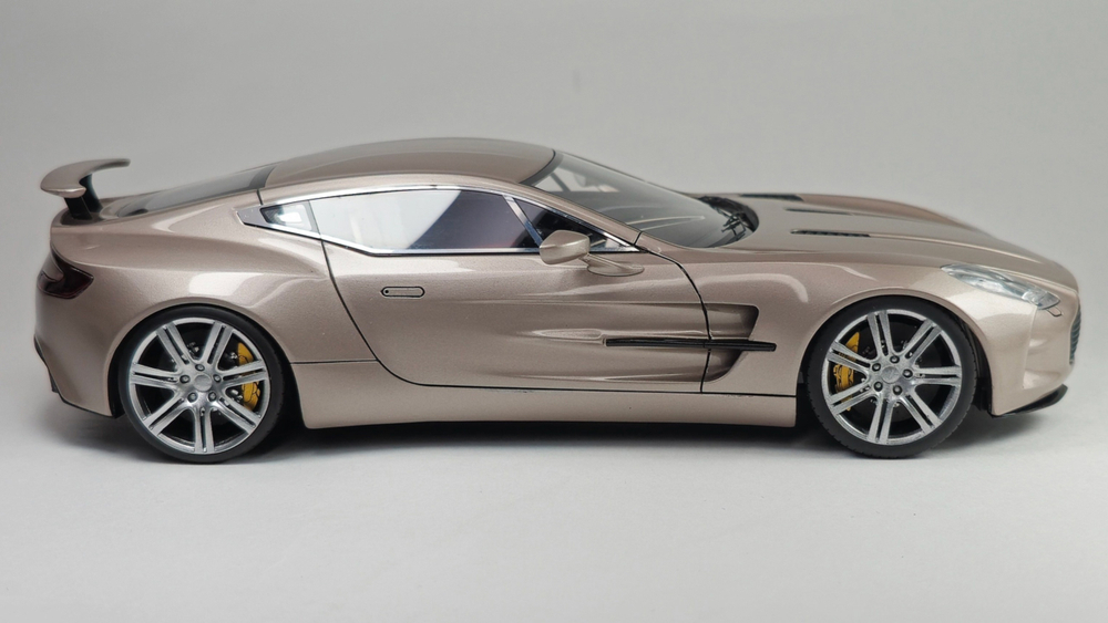 Краска лаковая HobbyLink Aston Martin Mink HP-3302