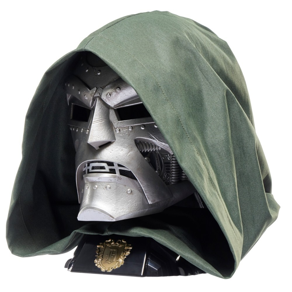 Hasbro Marvel Legends - DOCTOR DOOM Шлем с капюшоном G0586