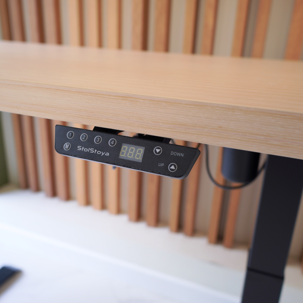 Регулируемый компьютерный стол Motor UP с регулировкой по высоте — столешница МДФ дуб беленый