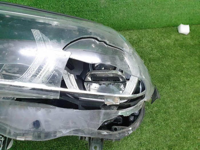 Битая Фара левая BMW X3 G01 (2017-2021) Adaptive LED