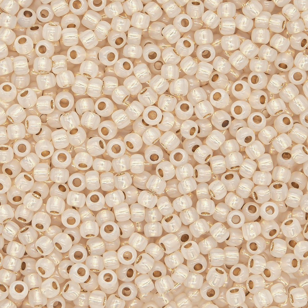 Японский бисер TOHO Round 11/0 (№751), с внутренним покрытием золотом 24K, прозрачный