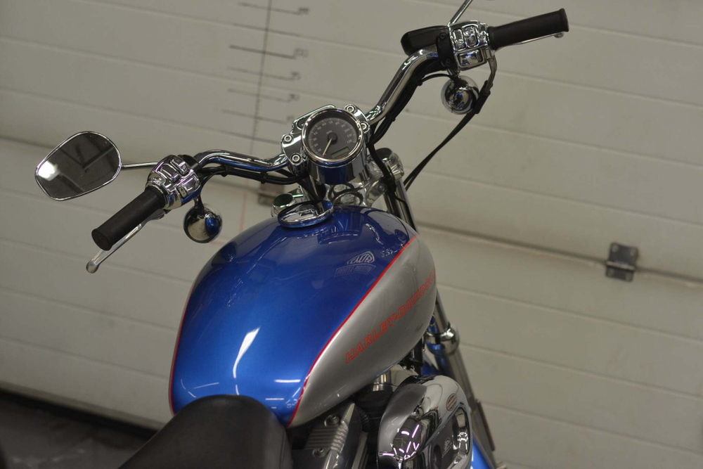 Harley-Davidson Sportster XL883C