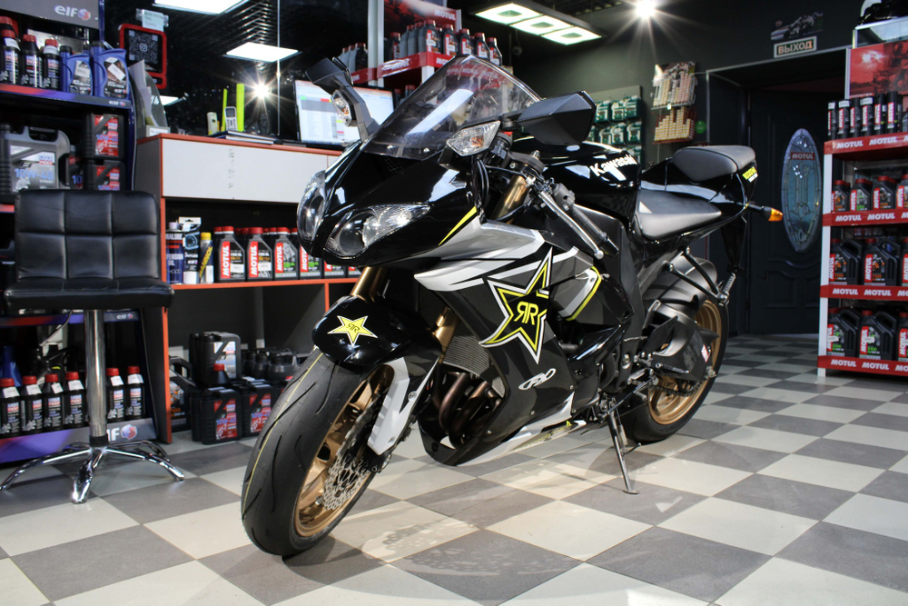 Kawasaki ZX-10R 030210 2011