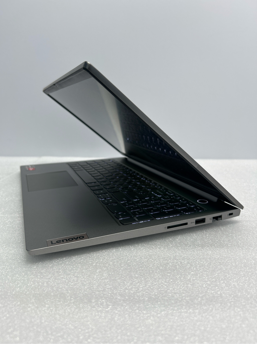 Ноутбук Lenovo ThinkBook 15 G3 ACL (21A40032RU) 15.6"/Ryzen 3 5300U/RAM 8 GB/SSD 256 GB/ AMD Radeon Graphics/1920x1080/IPS/DOS/Подсветка кл-ры: LED/ Серый. Состояние: B1