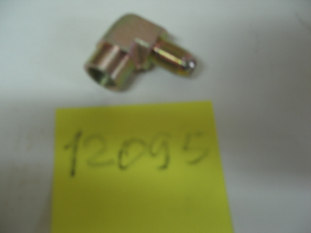 Фитинг(угол90*)