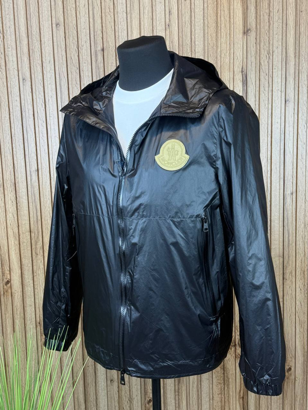 Ветровка Moncler