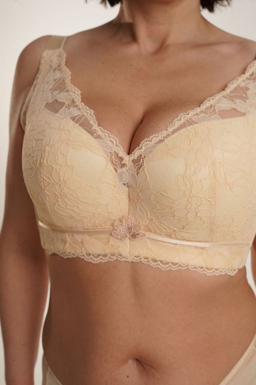 Бюстгальтер Vasilissa Aurora с мягкой чашей персиковый