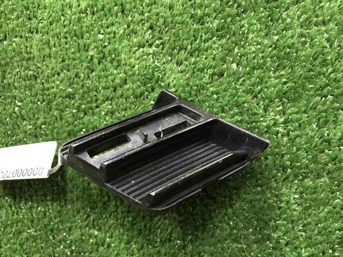 Заглушка буксировочного крюка Jetour Dashing 22-нв