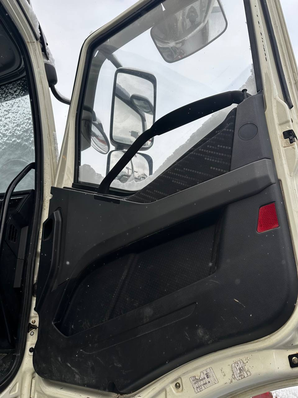 FAW J6 6x6 Самосвал CA3250P66K24L1TE5 (Дизельный, 11,1 л, 420 л.с., МТ)