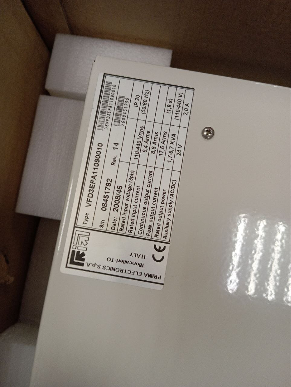 Prima Electronics VFD3EPA11090010 новое