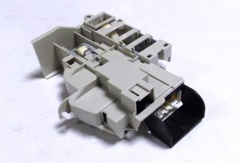 Блокировка люка в комплекте  с проводами ARISTON,INDESIT