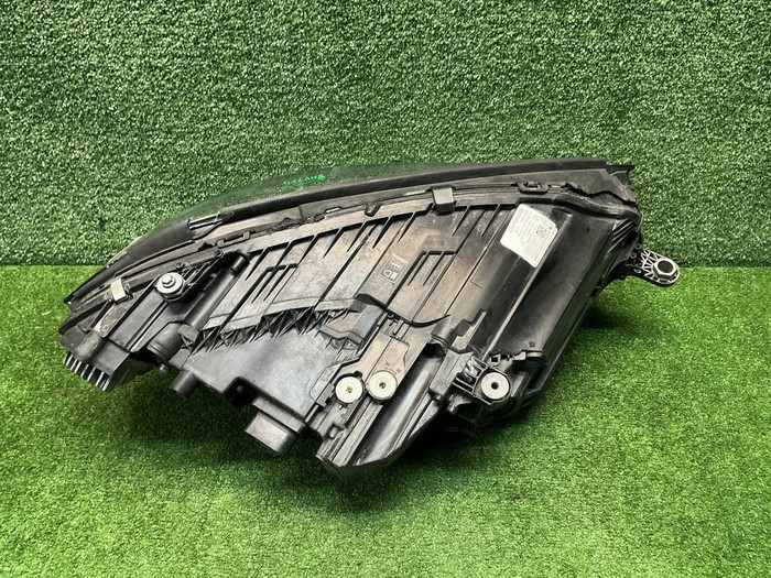 Фара левая Mercedes S W223 (2020-н.в.) Digital Light