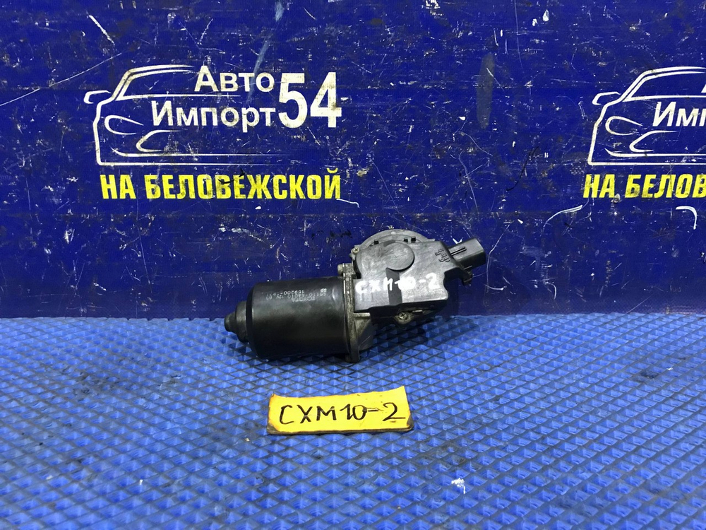 Моторчик переднего дворника TOYOTA IPSUM 1997