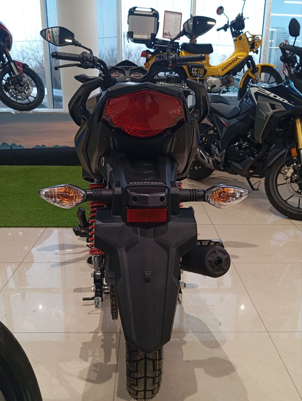 Мотоцикл Honda CB125F TWISTER серый