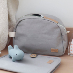 Косметичка для мамы и малыша BEABA бежевая