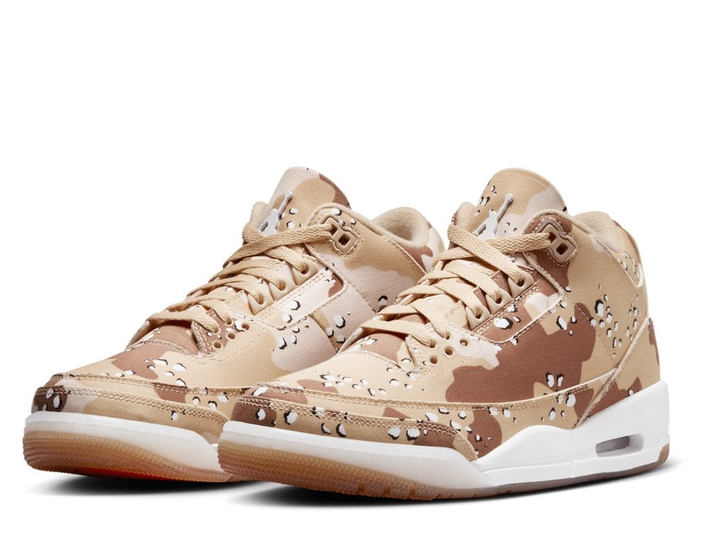 Кроссовки Wmns Air Jordan 3 Retro Tex "Desert Camo" Dark Driftwood/Sail-Hemp-Velvet Brown