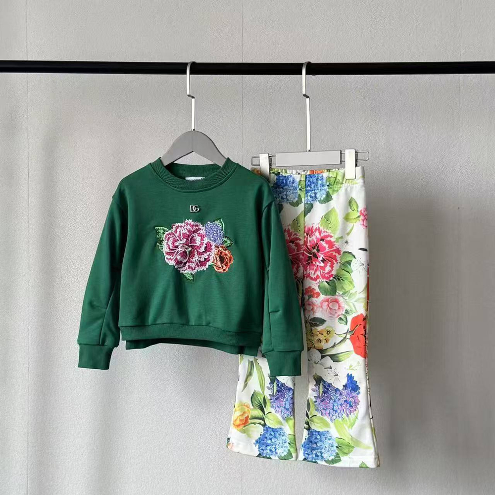 Костюм Dolce&Gabbana