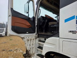 Foton AUMAN 4x2 Седельный тягач BJ4189SLFKA (Дизельный, 11,8 л, 470 л.с. АТ)