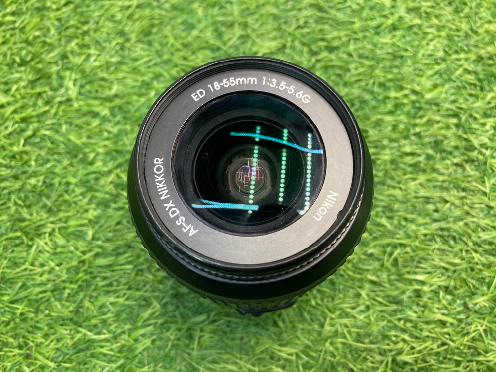 Nikon 18-55mm 3.5-5.6G AF-S DX ED