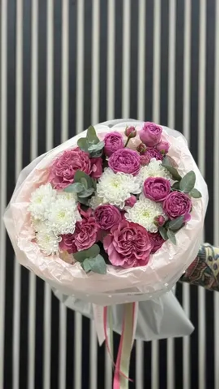 Букет с пионовидными розами Кантри Блюз