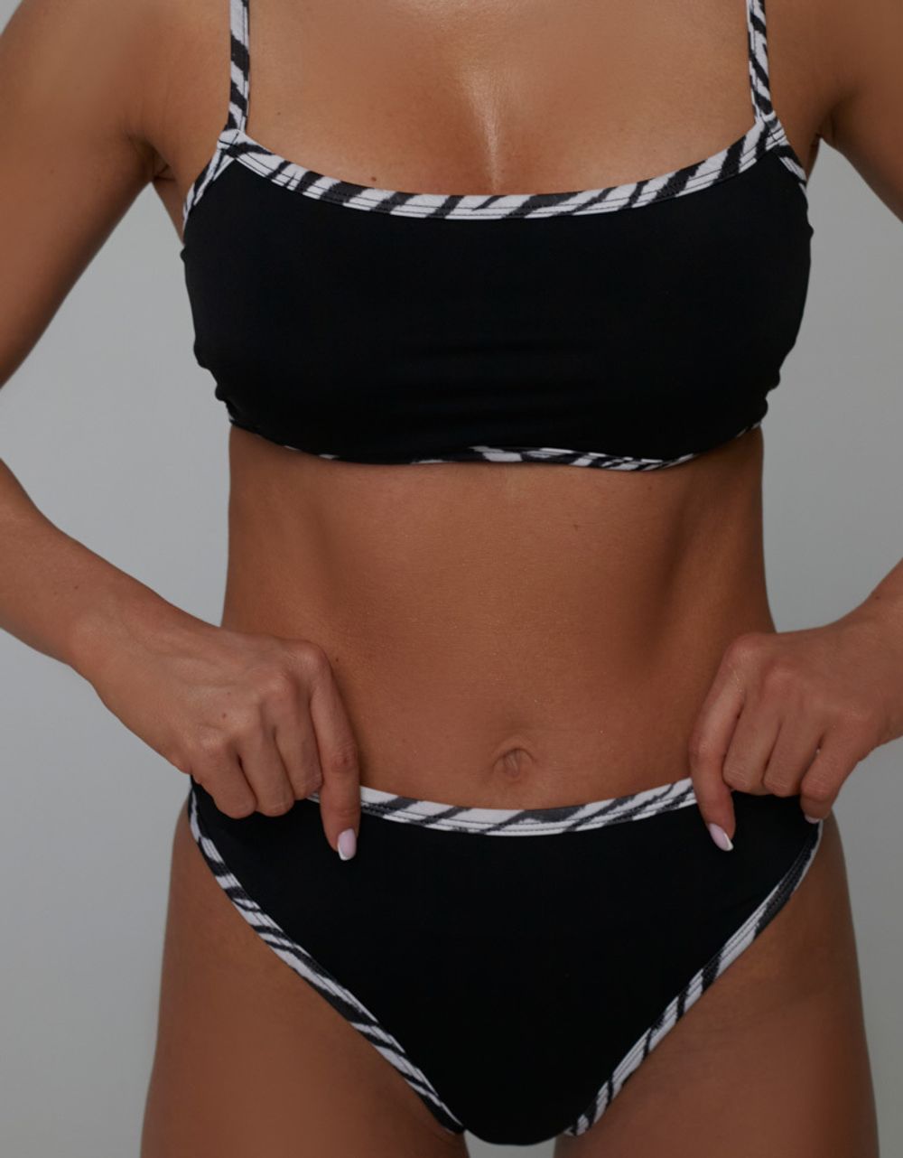 Плавки от купальника Ease Black