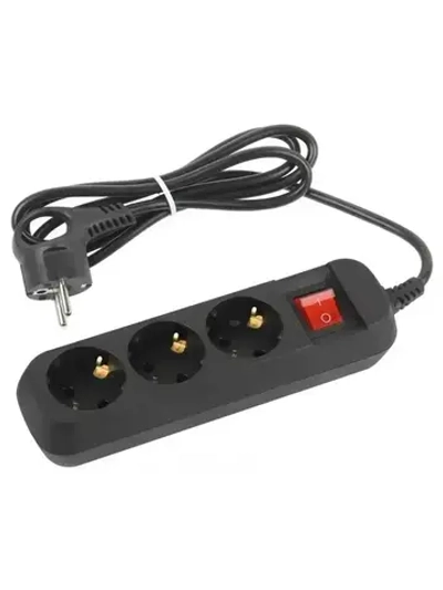 Удлинитель Intro UES315-B сетевой электрический бытовой с заземлением с выключателем 3 розетки, 1,5 м, ПВС 3х0,75 мм2, 10А, черный