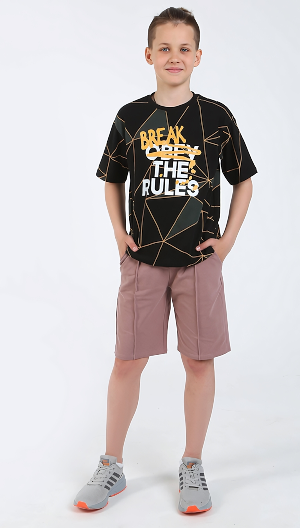 Костюм (футболка + шорты) для мальчиков Анри-1, р.134, черный (Ивашка), 1 шт.