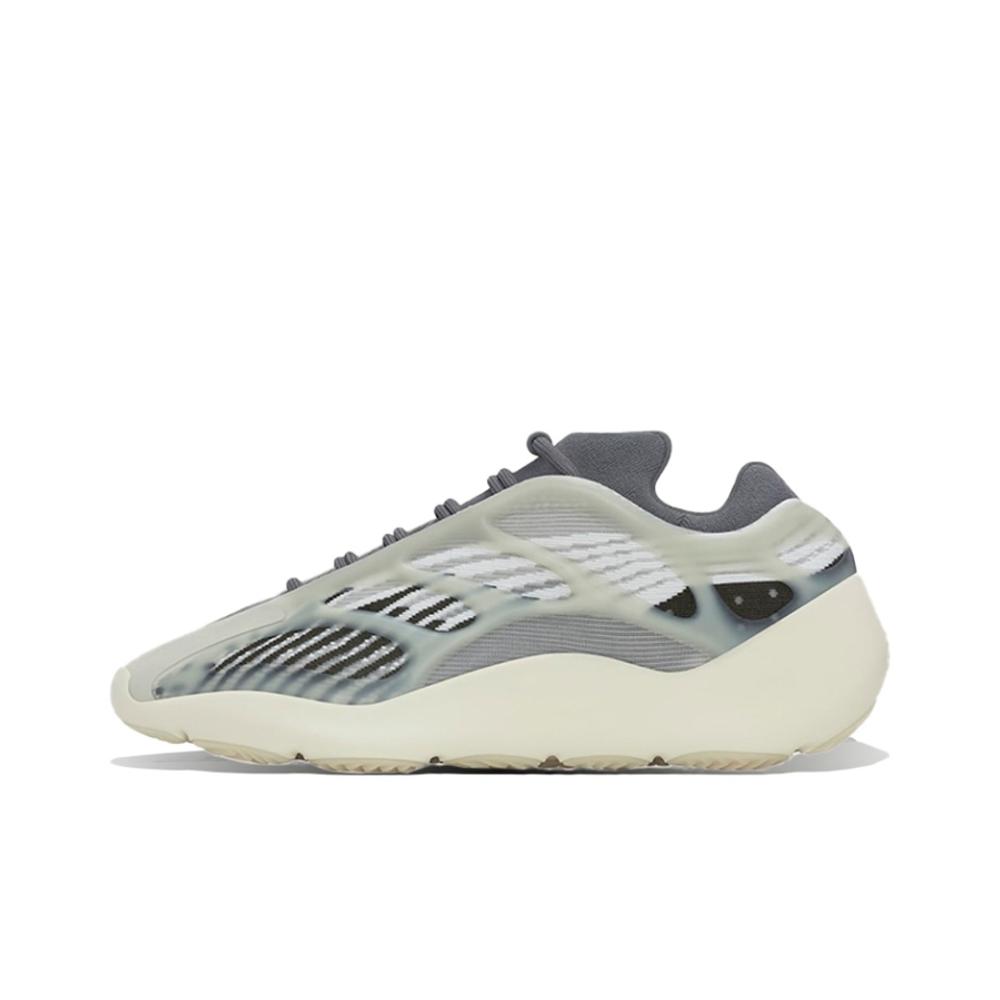 Кроссовки Adidas Yeezy Boost 700 V3 'Fade Salt' ID1674