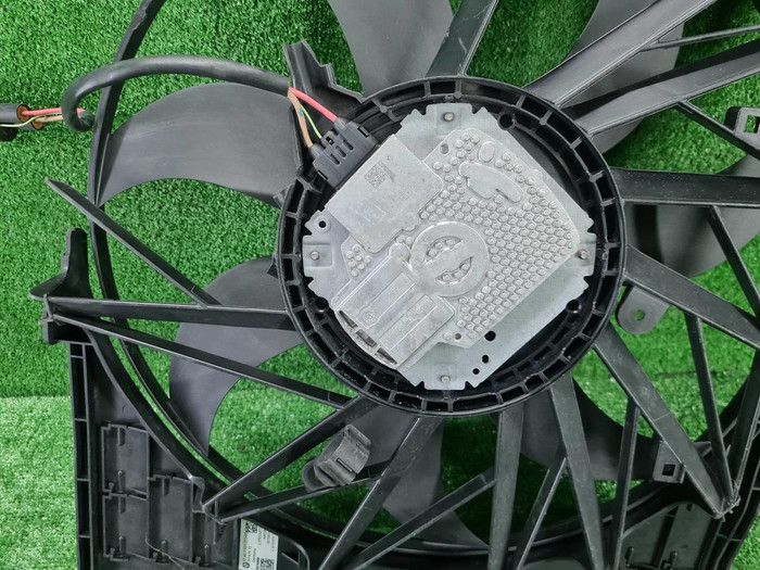 Диффузор с вентилятором BMW 5er F10 (2009-2017)