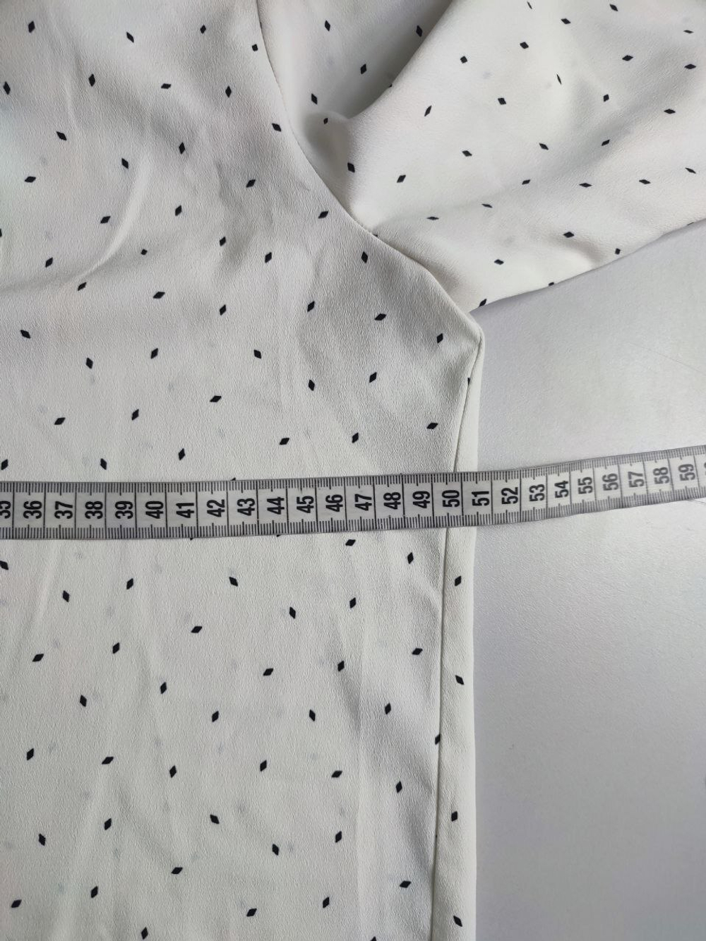 Рубашка OSTIN в стильную точку 46 размер