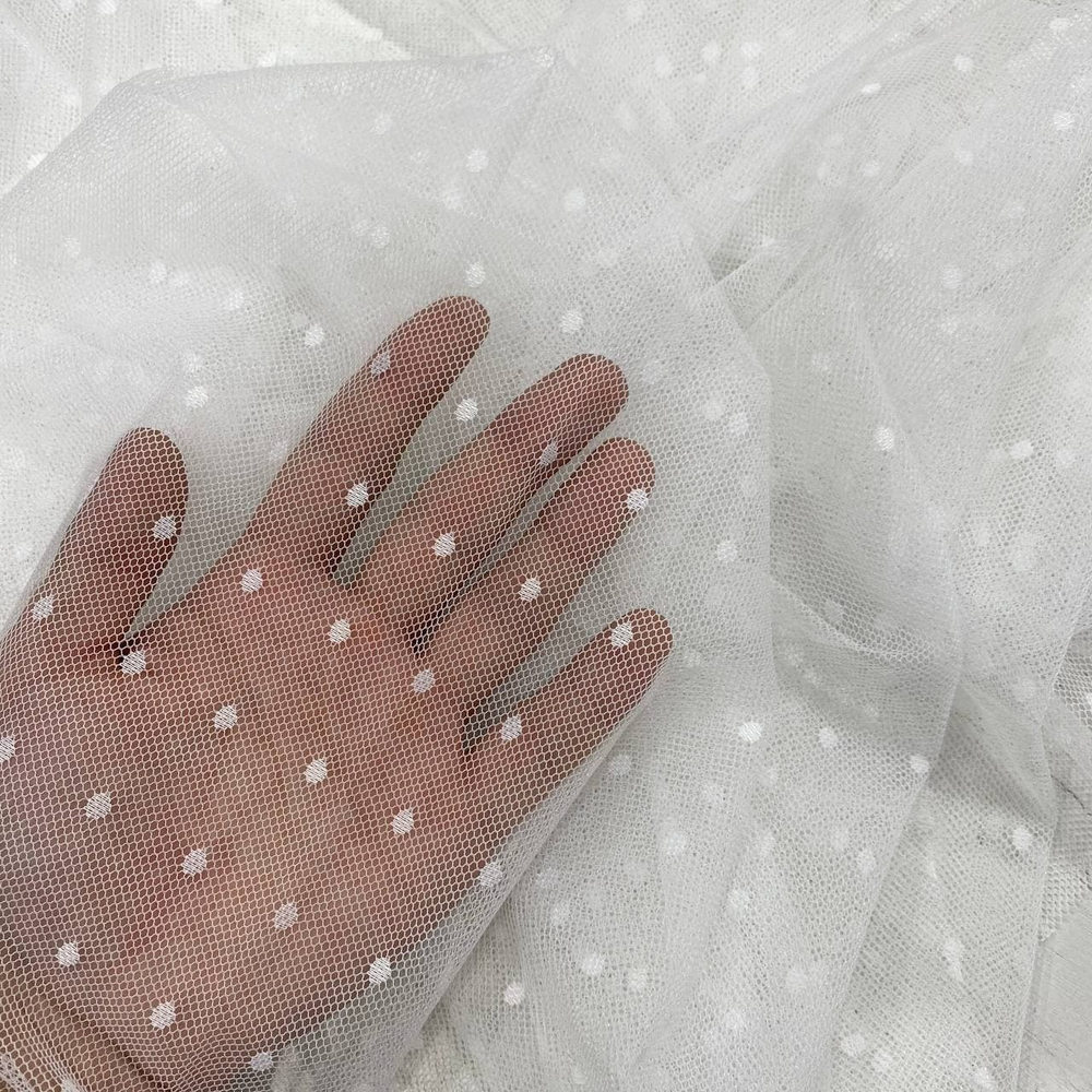 Сетка эластичная белая в горох 0,5 х 1,5 м