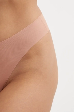 Бесшовные трусы танга Chantelle