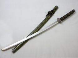 Armas Del Mundo Меч самурайский. Ножны черные с желтым крапом, цуба серебро