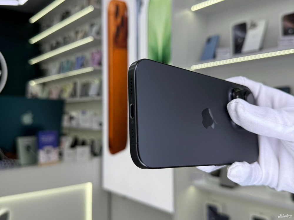 iPhone 15 Pro Max, 256 ГБ, SIM + eSIM б/у