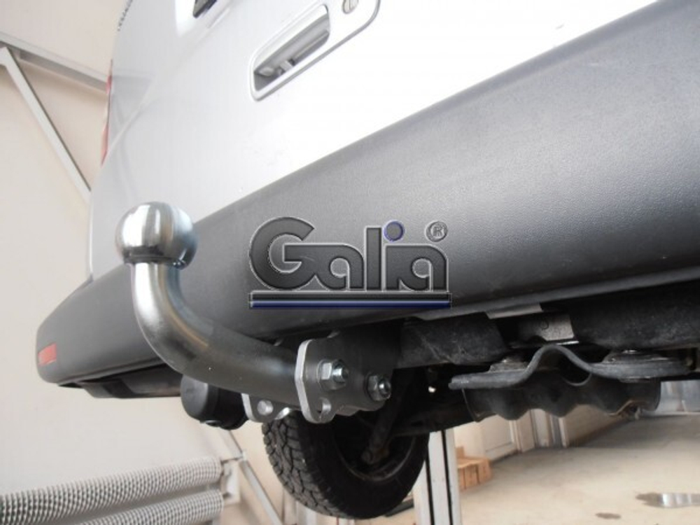 Фаркоп оцинкованный Galia V064C для Volkswagen Transporter / Caravelle / Multivan T5 2003-2015, T6 2015-(паспорт и сертификат в комплекте)(без электрики)
