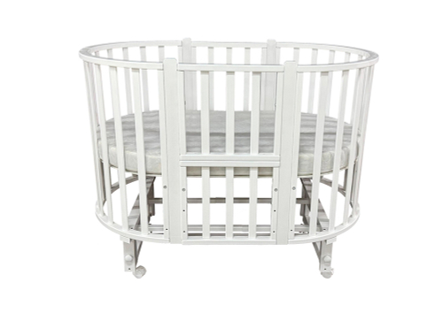 Детская кроватка Malenkiy Princ белый (маятник с фиксатором, колеса)