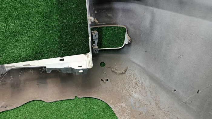 Бампер задний Toyota Land Cruiser 200 (2015-2021)