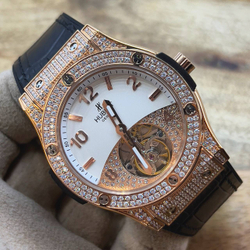 Часы Hublot
