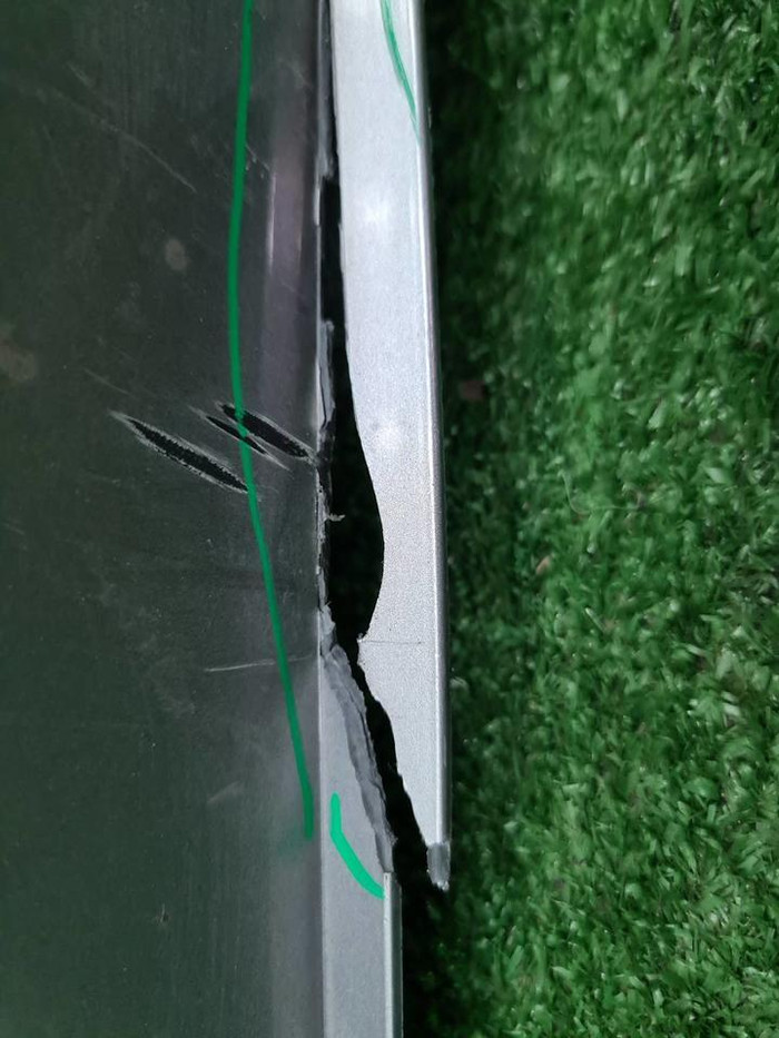 Накладка юбки заднего бампера Geely Tugella 19-23