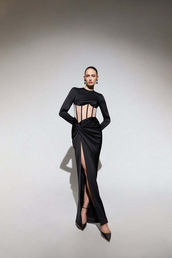 Платье макси корсетное драпированное из сатина с длинными рукавами