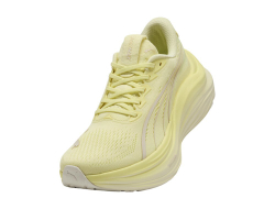 Кроссовки для бега женские Puma Magmax Nitro W Желтые
