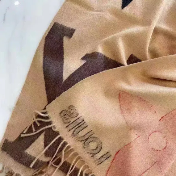 Шарф Louis Vuitton Ultimate
