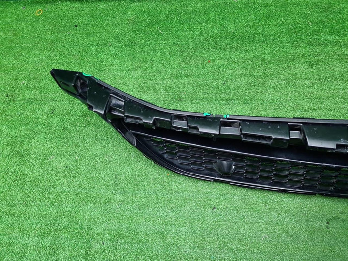 Решетка перед. бампера Mercedes S W223 20-нв AMG