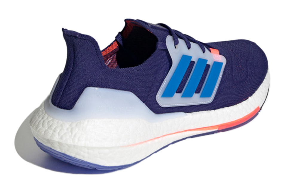Кроссовки Adidas Ultraboost 22
