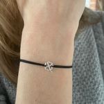 Браслет Клевер на нити