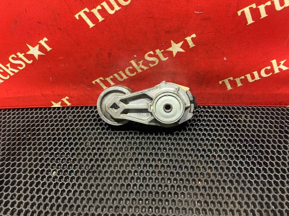 Ролик-натяжитель