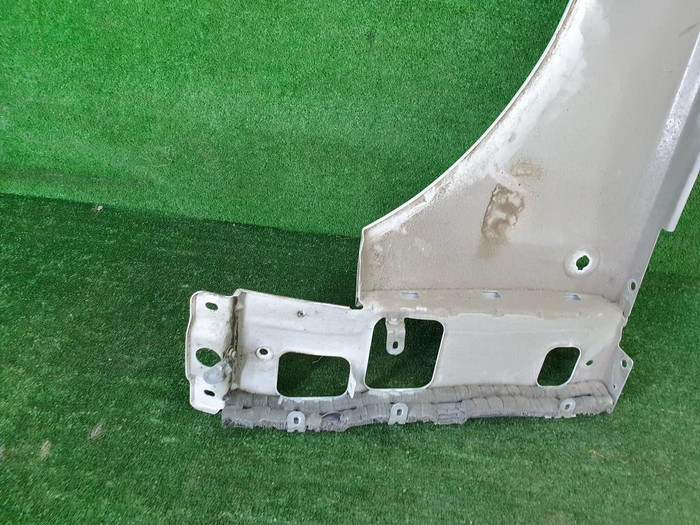 Крыло переднее правое Range Rover Vogue 3 L322 (2002-2012)