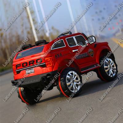 Детский электромобиль "XCY-168" красный